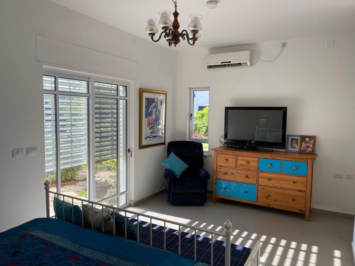 בית קסום בשדה נחמיה Villa Bagian luar foto
