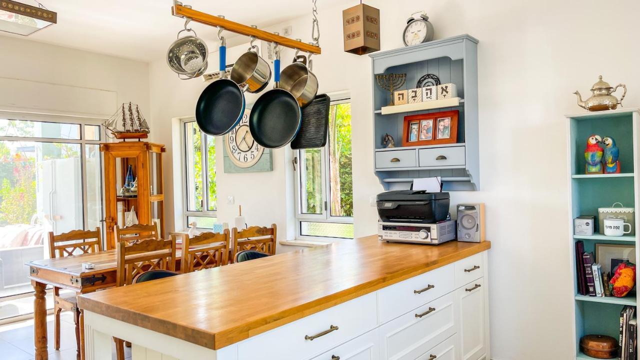 בית קסום בשדה נחמיה Villa Bagian luar foto